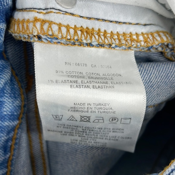 Anthropologie Pilcro Floral Embroidered Straight Leg Cropped Jeans 25 - Picture 4 of 14